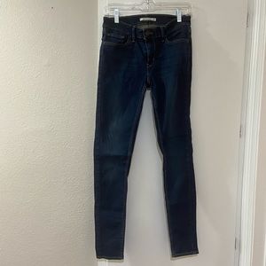 Levi’s size 29 710 super skinny jeans